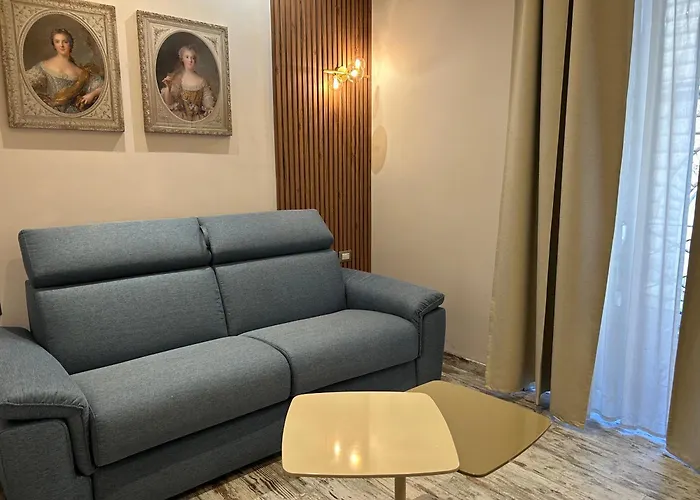 Colonna 18 Apartment By Ghor